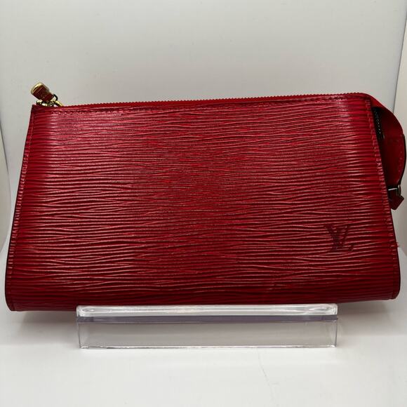 GUC Louis Vuitton Red Epi Pochette - Picture 2 of 9